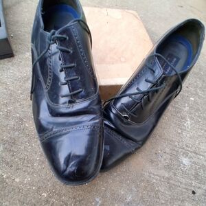 Bostonian Black Leather Oxfords